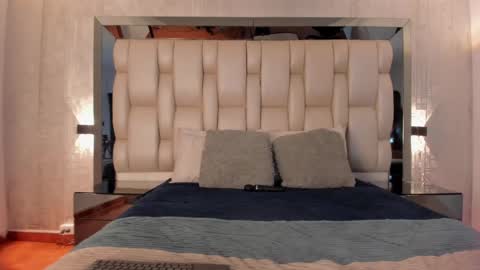 Snapshot of _saragarcia_ chatting on February 2025 11:39:02 AM Sara online show from February 2025 11:39:02 AM