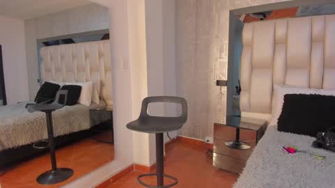 Snapshot of _saragarcia_ chatting on March 2025 05:50:02 PM Sara online show from March 2025 05:50:02 PM