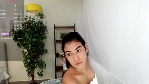 Snapshot of _sassy_girl chatting on January 2025 06:21:01 PM Sassy Girl online show from January 2025 06:21:01 PM