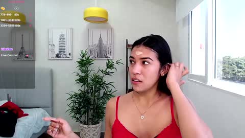 Snapshot of _sassy_girl chatting on January 2025 06:14:02 PM Sassy Girl online show from January 2025 06:14:02 PM