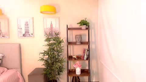 Snapshot of _sassy_girl chatting on February 2025 06:22:01 PM Sassy Girl online show from February 2025 06:22:01 PM