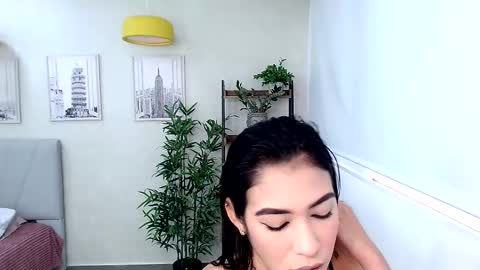 Snapshot of _sassy_girl chatting on February 2025 06:15:02 PM Sassy Girl online show from February 2025 06:15:02 PM