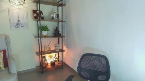 Sassy Girl online show from March 2026 06:19:02 PM