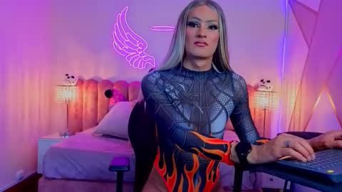 Scarlett online show from October 2025 07:43:02 AM