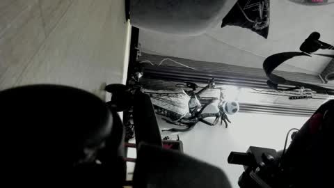 Snapshot of _selene_red chatting on November 2025 04:31:02 PM Selene online show from November 2025 04:31:02 PM