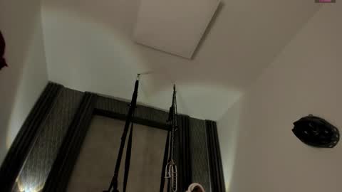 Snapshot of _selene_red chatting on November 2025 02:17:01 PM Selene online show from November 2025 02:17:01 PM