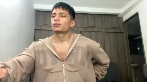 Juan Pablo-independent model online show from February 2026 03:04:01 AM