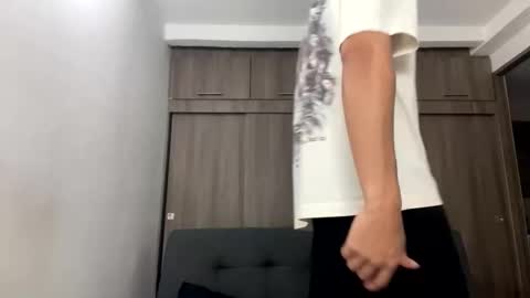 Juan Pablo-independent model online show from March 2026 12:39:01 AM