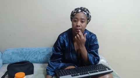 _sexylipss online show from November 2025 06:34:01 PM
