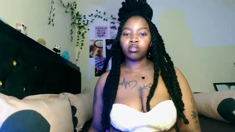 Snapshot of _sexysquirter chatting on April 2026 03:24:01 PM _sexysquirter online show from April 2026 03:24:01 PM