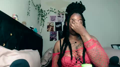 Snapshot of _sexysquirter chatting on April 2026 08:57:02 PM _sexysquirter online show from April 2026 08:57:02 PM