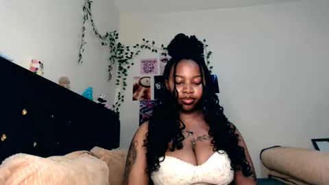 Snapshot of _sexysquirter chatting on May 2026 08:37:01 PM _sexysquirter online show from May 2026 08:37:01 PM