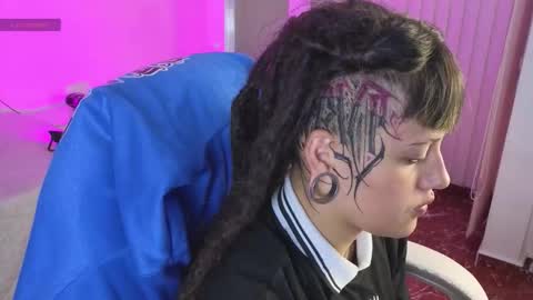 Snapshot of _sharlotte777 chatting on March 2026 03:19:02 PM _sharlotte777 online show from March 2026 03:19:02 PM