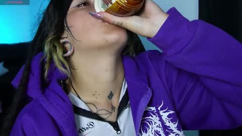 Snapshot of _sharlotte777 chatting on April 2026 02:07:01 PM _sharlotte777 online show from April 2026 02:07:01 PM