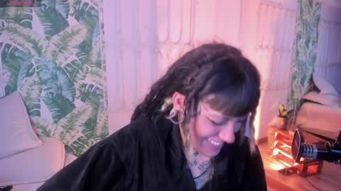 Snapshot of _sharlotte777 chatting on April 2026 03:01:01 PM _sharlotte777 online show from April 2026 03:01:01 PM