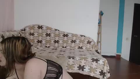 _sinjenna_ online show from January 2025 08:24:01 AM