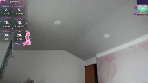   online show from November 2025 10:41:02 PM