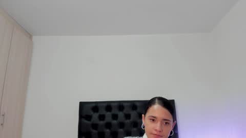 Snapshot of _sussi_ chatting on January 2025 04:27:01 PM Sussi online show from January 2025 04:27:01 PM