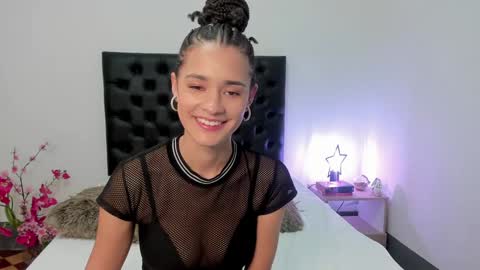 Snapshot of _sussi_ chatting on January 2025 01:25:02 PM Sussi online show from January 2025 01:25:02 PM