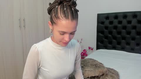 Snapshot of _sussi_ chatting on January 2025 04:45:01 PM Sussi online show from January 2025 04:45:01 PM