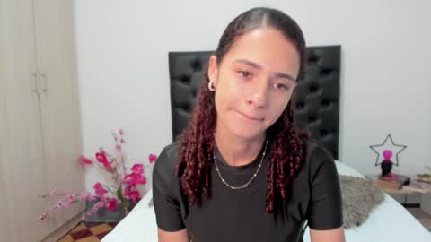 Snapshot of _sussi_ chatting on February 2025 01:30:01 PM Sussi online show from February 2025 01:30:01 PM