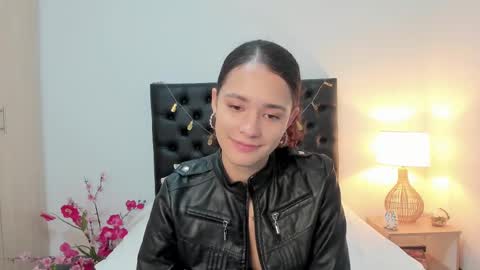 Snapshot of _sussi_ chatting on March 2025 01:34:01 PM Sussi online show from March 2025 01:34:01 PM