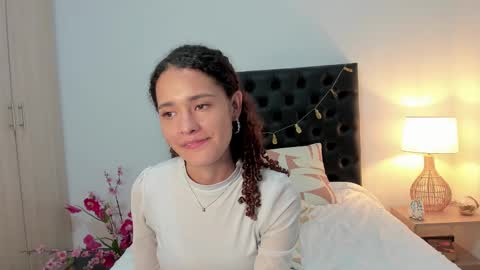 Snapshot of _sussi_ chatting on March 2025 07:28:02 PM Sussi online show from March 2025 07:28:02 PM