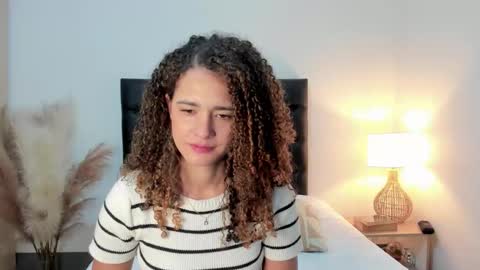 Snapshot of _sussi_ chatting on October 2025 01:53:02 PM Sussi online show from October 2025 01:53:02 PM