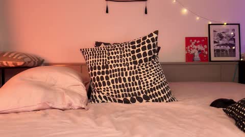 Snapshot of _swaa chatting on November 2025 06:01:02 PM Ann online show from November 2025 06:01:02 PM