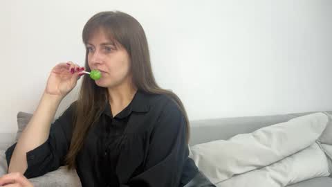 You can call me Lora  online show from November 2025 09:20:02 AM