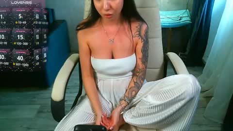 Milana   welcome to my world  online show from March 2026 06:41:03 AM