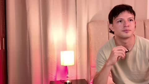 Lizzy and Leon online show from April 2026 01:47:01 AM