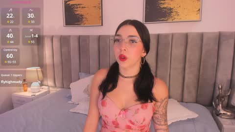 Snapshot of _tahiya_ chatting on January 2025 06:34:02 PM Tahiya online show from January 2025 06:34:02 PM