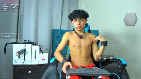 Snapshot of _taylor_black chatting on September 2025 01:38:01 AM Taylor online show from September 2025 01:38:01 AM