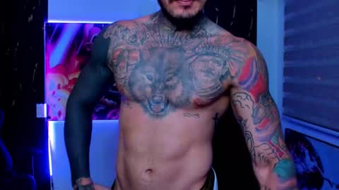 Snapshot of _thadeo_ chatting on November 2025 12:09:01 AM ThadeoWolf online show from November 2025 12:09:01 AM