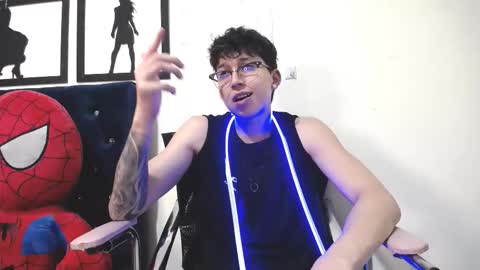 Snapshot of _thomas_hot_ chatting on November 2025 04:34:01 AM Thomas online show from November 2025 04:34:01 AM