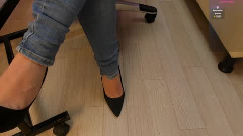 Stefania online show from December 2024 03:33:02 PM