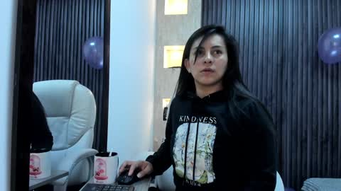 Stefania online show from January 2025 03:58:01 PM