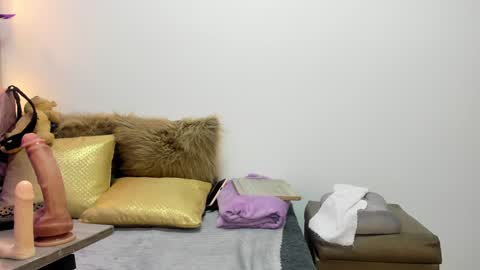 Stefania online show from January 2025 08:35:01 PM