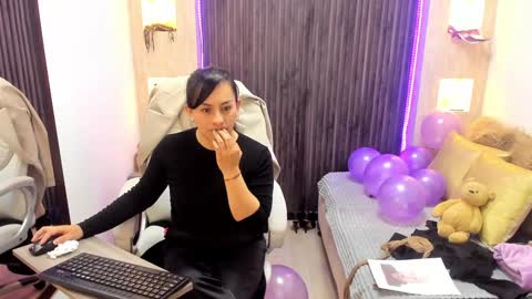Stefania online show from January 2025 11:02:01 PM