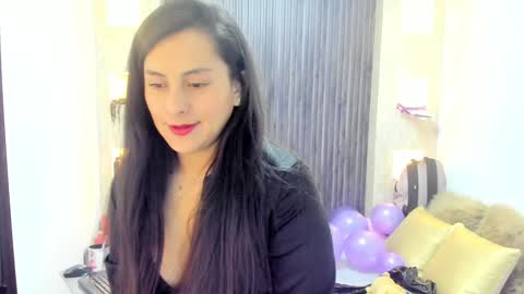 Stefania online show from January 2025 06:18:01 PM
