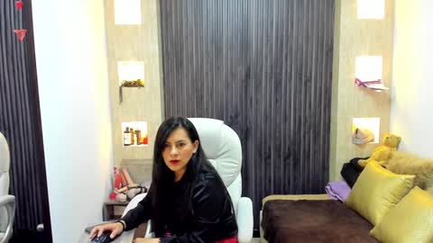 Stefania online show from February 2025 04:03:02 PM