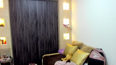 Stefania online show from February 2025 03:53:02 PM
