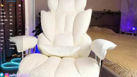 Julia online show from March 2026 05:24:01 AM