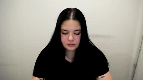 Trisha online show from October 2025 02:43:02 PM