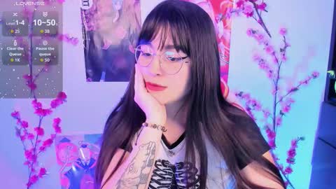     online show from November 2025 02:55:01 AM