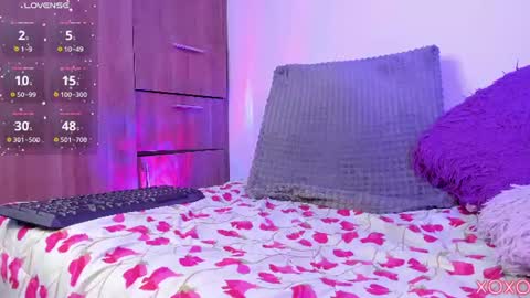 Snapshot of _urcutekitty chatting on July 2026 03:06:02 AM online show from July 2026 03:06:02 AM