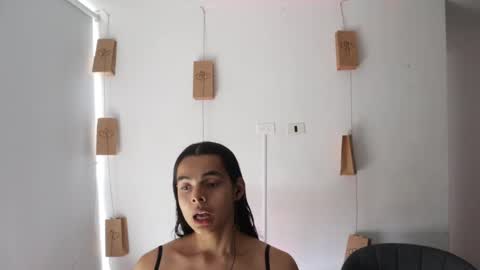 Anastasia Vahos online show from February 2025 06:27:02 PM