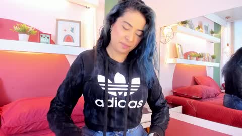 Snapshot of _valeryboobs_ chatting on September 2025 12:51:01 PM _valeryboobs_ online show from September 2025 12:51:01 PM