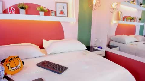 Snapshot of _valeryboobs_ chatting on October 2025 12:27:01 PM _valeryboobs_ online show from October 2025 12:27:01 PM